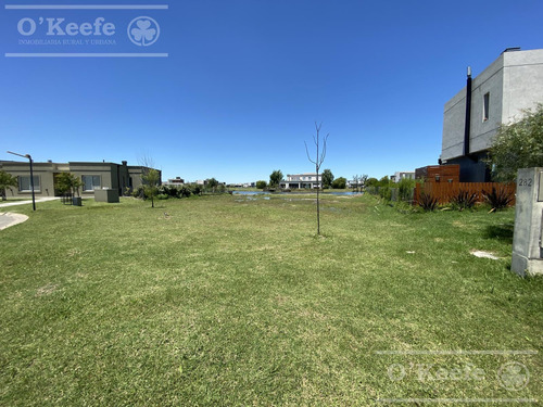 Lote En Venta De 730 Metros En Magallanes - Pueblos Del Plata
