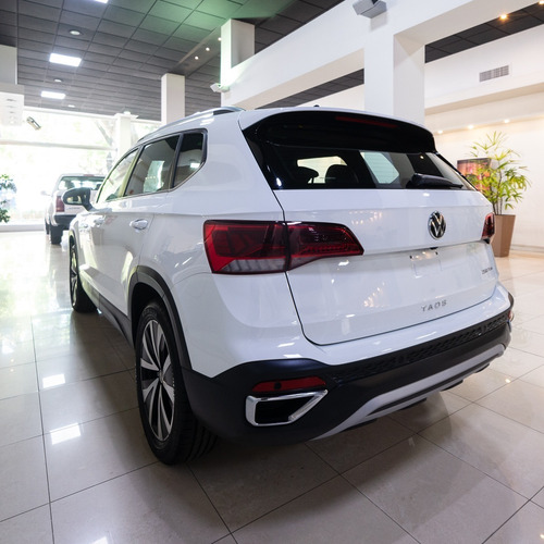 Imagen 6 de 16 de Volkswagen Taos Highline 250 Tsi At My23 0km #17