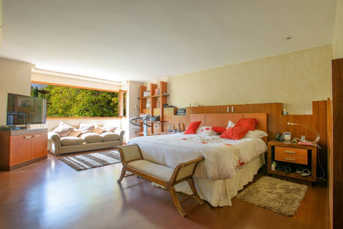 Venta // Casa En La Dehesa - Estilo Provenzal
