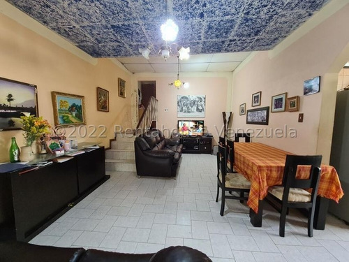 Imagen 4 de 29 de Mls #23-2454 Se Vende Espectacular Casa En Los Palos Grandes.