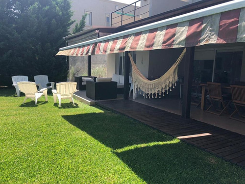 Imagen 8 de 21 de Casa En San Marco A La Laguna