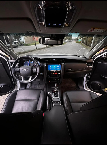 Toyota Fortuner Srv 2.4 Diésel Automática 4x2.
