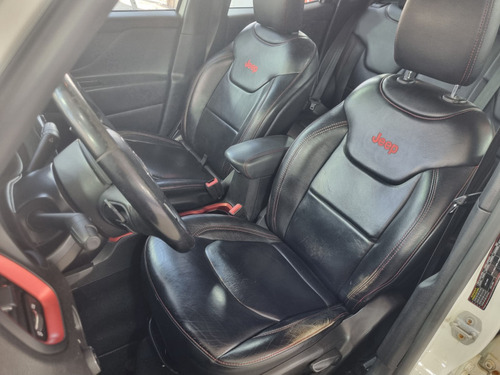 Jeep Renegade 2.0 16V TURBO DIESEL TRAILHAWK 4P 4X4 AUTOMÁTICO