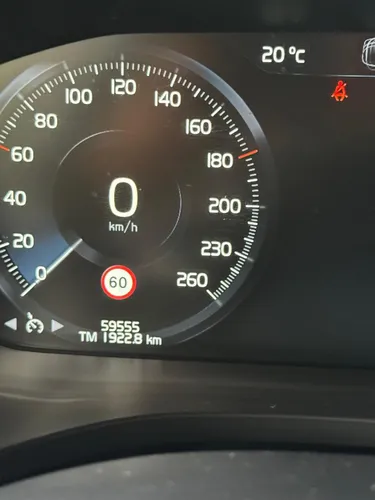 Volvo XC60 T5 Awd Momentum Blindada 2
