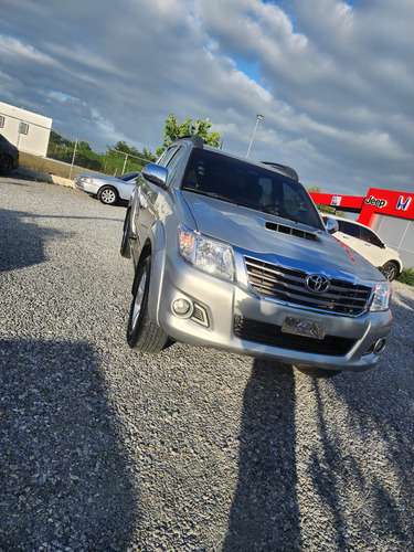 2014 Toyota Hilux 3.0 Srv Us$ 33,400 Negociables
