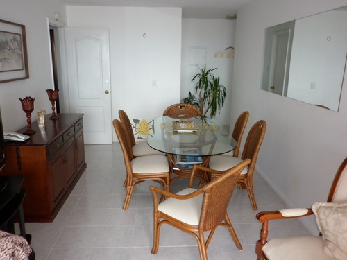 Apartamento En Playa Brava Con Vista Al Mar - Consulte !!!!!!- Ref: 3613