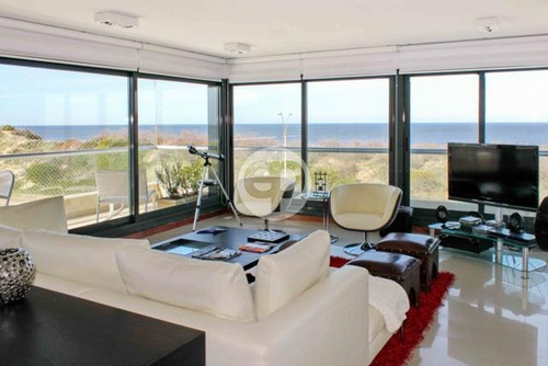 Apartamento En Primera Línea