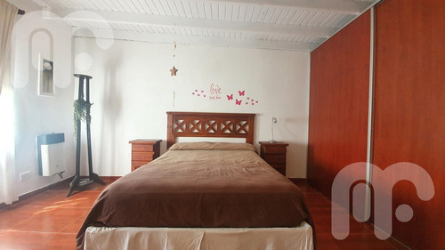 Imagen 25 de 30 de Casa - Lisandro Olmos Etcheverry