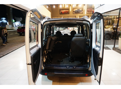 Fiat Doblo 1.8 MPI ESSENCE 7L 16V FLEX 4P MANUAL