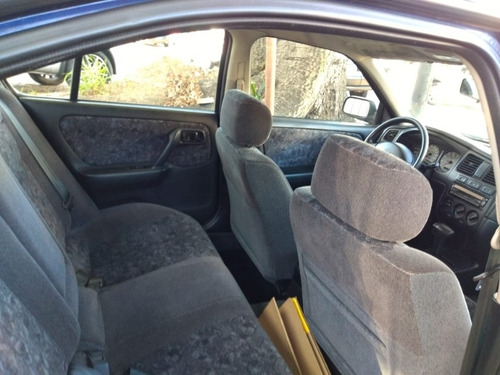 Nissan Primera Gxe 2.0