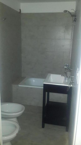Imagen 5 de 6 de Departamento En Venta En Moron Sur