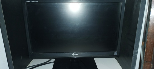 Monitor LG 19