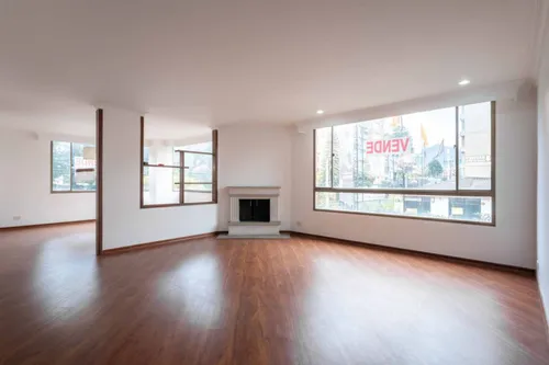 Apartamento En Venta En Chicó Norte. Cod V11221