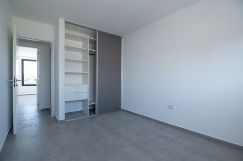 Imagen 24 de 29 de Venta Duplex Miradores De Manantiales 3dor 3 Baños