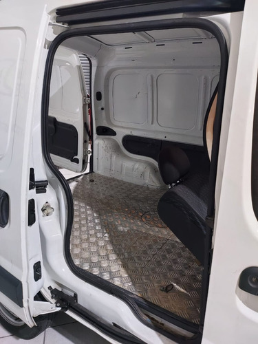 Imagem 15 de 15 de Kangoo 1.6 Express Ano 2018 Único Dono