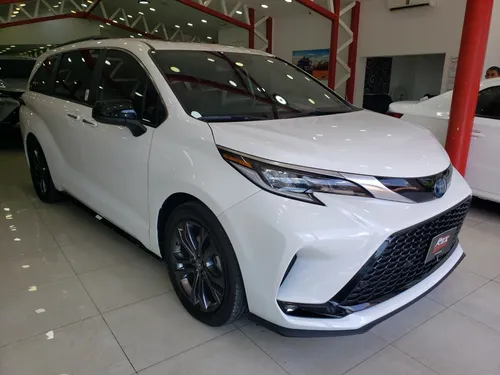 Toyota Siena Xse Hibrido
