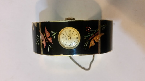 Reloj Pulsera Dama Fiesta Metal Pinza  Cuerda Del Año 1947