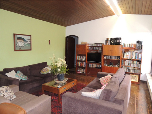 Imagem 3 de 27 de Casa Térrea, 4 Dormitórios Sendo 2 Suítes - Reo516577