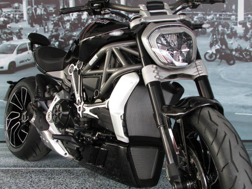 Imagem 2 de 6 de Ducati Xdiavel S 1262 Abs