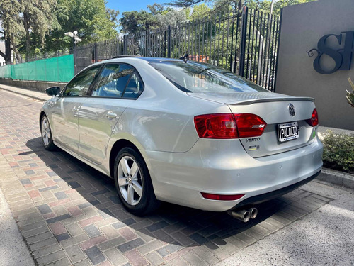 Volkswagen Vento 2.5 Luxury 170cv 2011