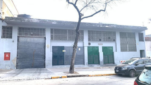 Imagen 14 de 14 de Depósito De 3700 M2 Cubiertos Con Salida A Dos Calles En Villa Lugano