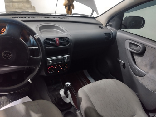 Chevrolet Corsa Sedan 1.0 Maxx Flex Power 4p