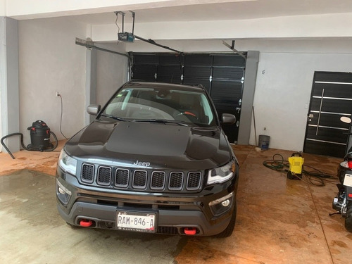 Imagen 2 de 2 de Jeep Compass Trailhawk 4x4