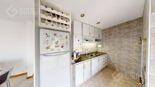 Venta De 3 Amb Modernos Con Quincho Propio Y Parrilla, Zona Plaza Mitre