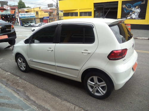 Vw Fox Highline 1.6 Flex Msi Completo 2014/2015