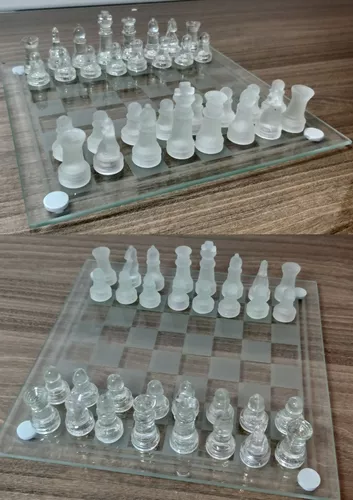 Jogo De Xadrez Profissional Tabuleiro E Peças Em Vidro Luxo - Glass Chess -  Jogo de Dominó, Dama e Xadrez - Magazine Luiza