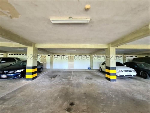 Ana Torres. Apartamento En Venta 24-25178 En Santa Fe Sur