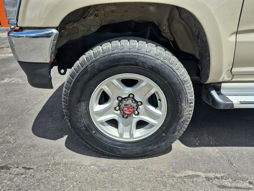 Toyota Hilux 2.4l