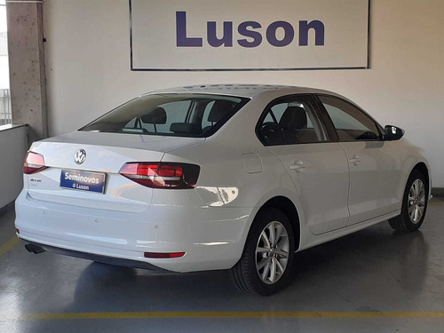 Imagem 6 de 14 de Volkswagen Jetta Trendline 2.0 T.flex 8v 4p Tip.