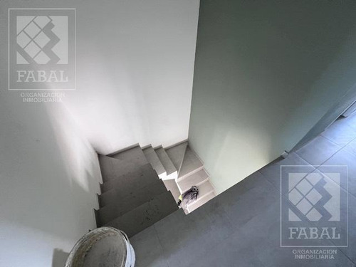 Casa Venta Rincón Lindo, Cipolletti, 3 Dormitorios, 2 Baños, Cochera Y Jardín (apto Crédito)