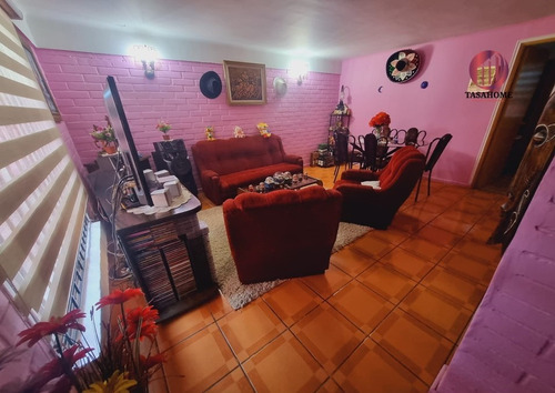 Venta De Casa Con Excelente Ubicacion En Villa Alemana