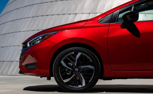 Imagen 12 de 17 de Nissan Versa 2023 1.6 Exclusive At