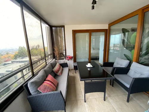 Vista A La Ciudad, Con 4d, 3b Y Completamente Remodelado