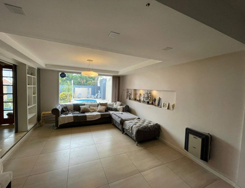 Imagen 4 de 20 de Casa En Venta B° Arguello Sobre Heriberto Martinez.