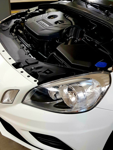 Volvo S60 T5 R Design