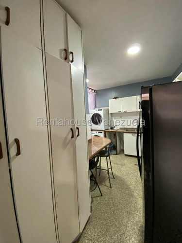 Apartamento Con Mucho Potencial En Lpg! 25-243