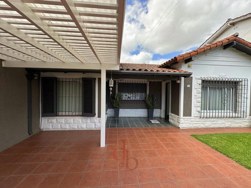 Casa En Adrogué