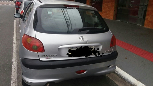 Peugeot 206 2008 1.4 Presence Flex 5p