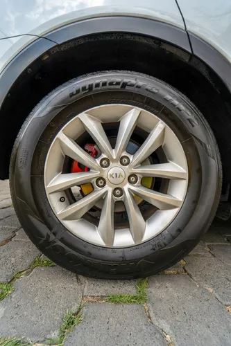 Kia Sorento 2.4 Lx At
