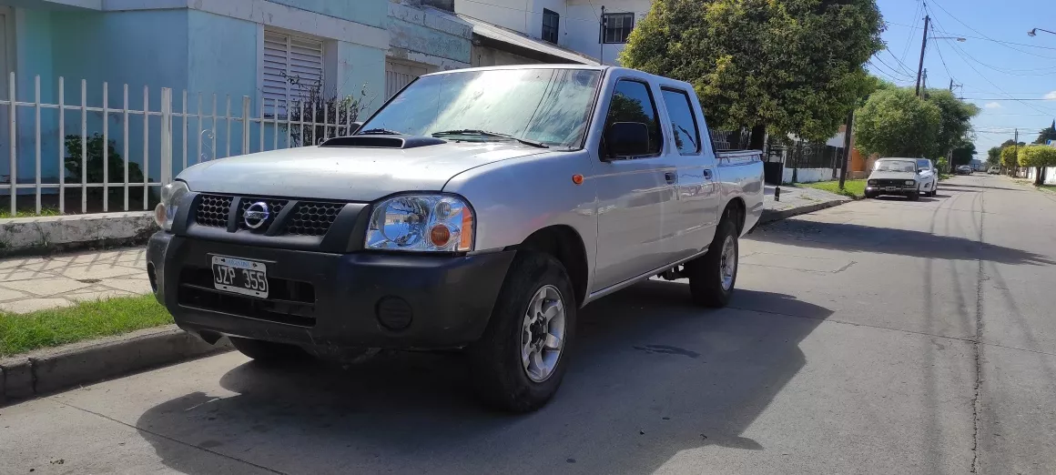 Nissan Frontier 2.5 4x2