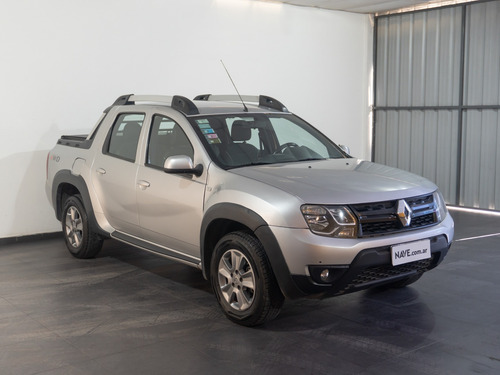 Renault Duster Oroch 2.0 Outsider Plus
