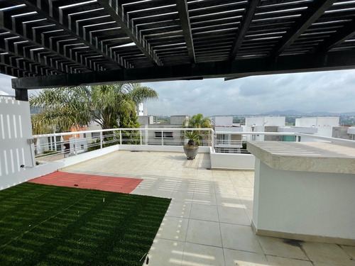 Imagen 26 de 30 de Casa En Venta En Juriquilla Con Alberca Propia