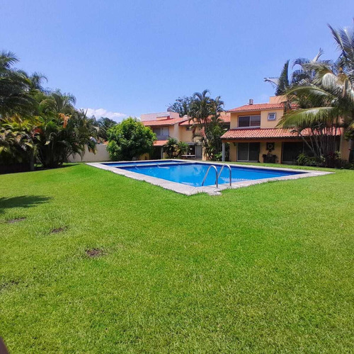 Casa En Fraccionamiento En José G Parres, Jiutepec, Morelos Caen-1192-fr