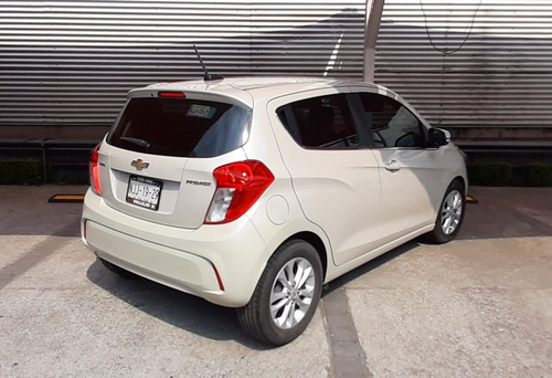 Imagen 5 de 15 de Chevrolet Spark 2019 1.4 Premier Ng Mt