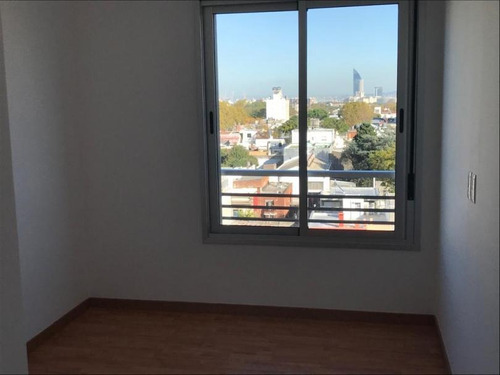 Imagen 7 de 12 de Con Gran Vista Y 2 Garages