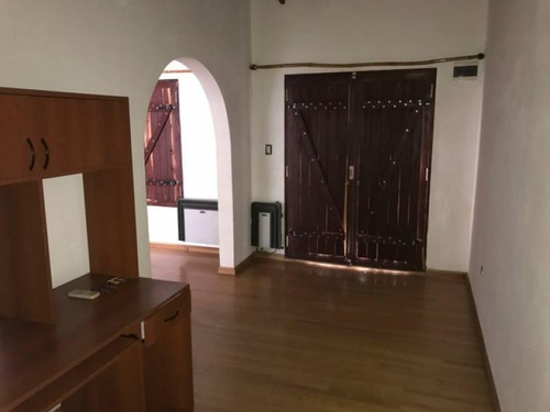 Imagen 5 de 6 de Casa Venta - Merlo Norte - Permuta - Con 2 Departamentos - Inversores